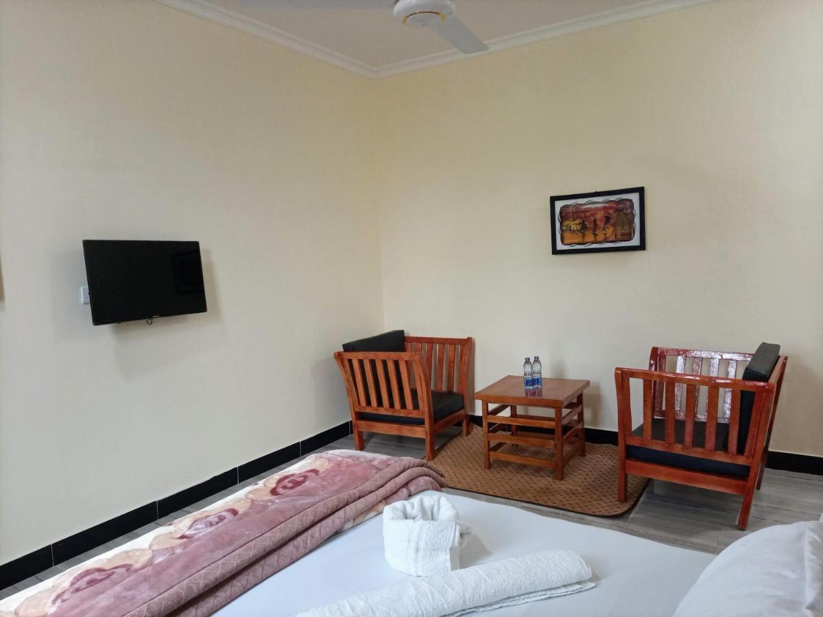 Chibuba Airport Accommodation Dar es Salaam Exterior foto