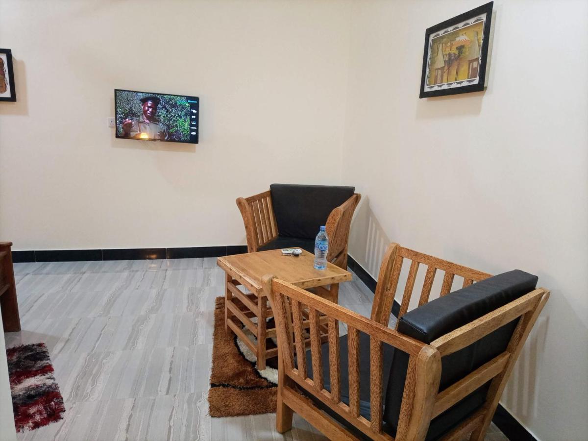 Chibuba Airport Accommodation Dar es Salaam Exterior foto